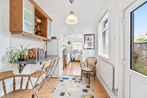 Breakfast Kitchen- click for photo gallery